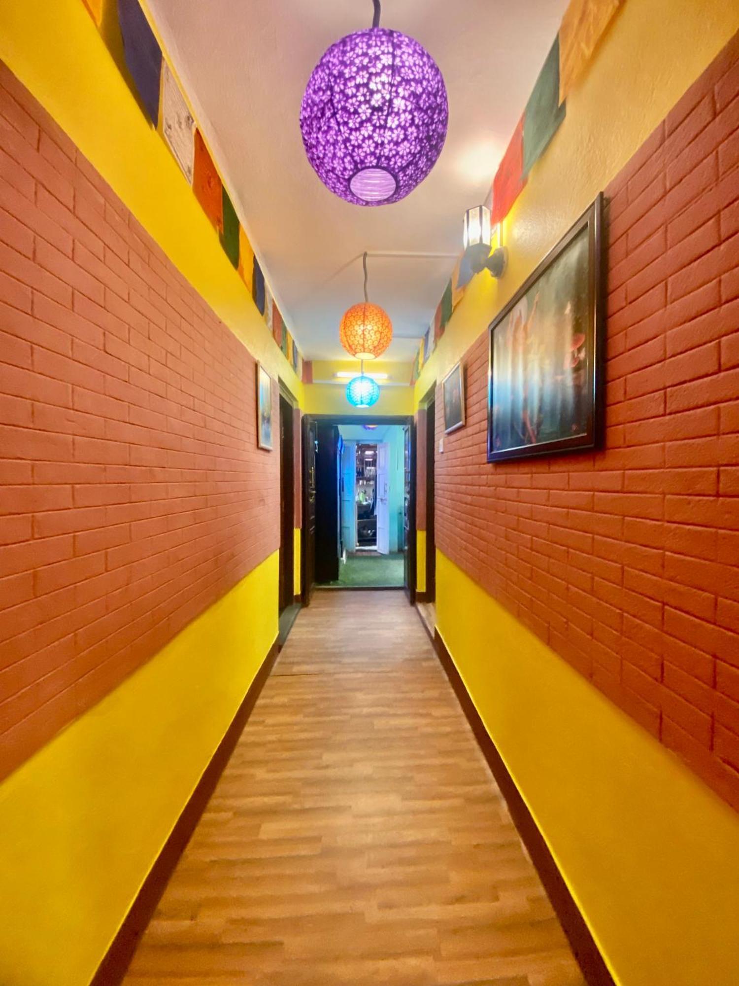 Yog Hostel Катманду Екстер'єр фото