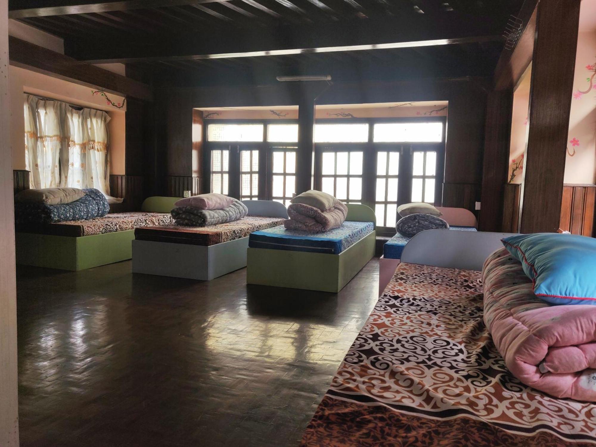 Yog Hostel Катманду Номер фото
