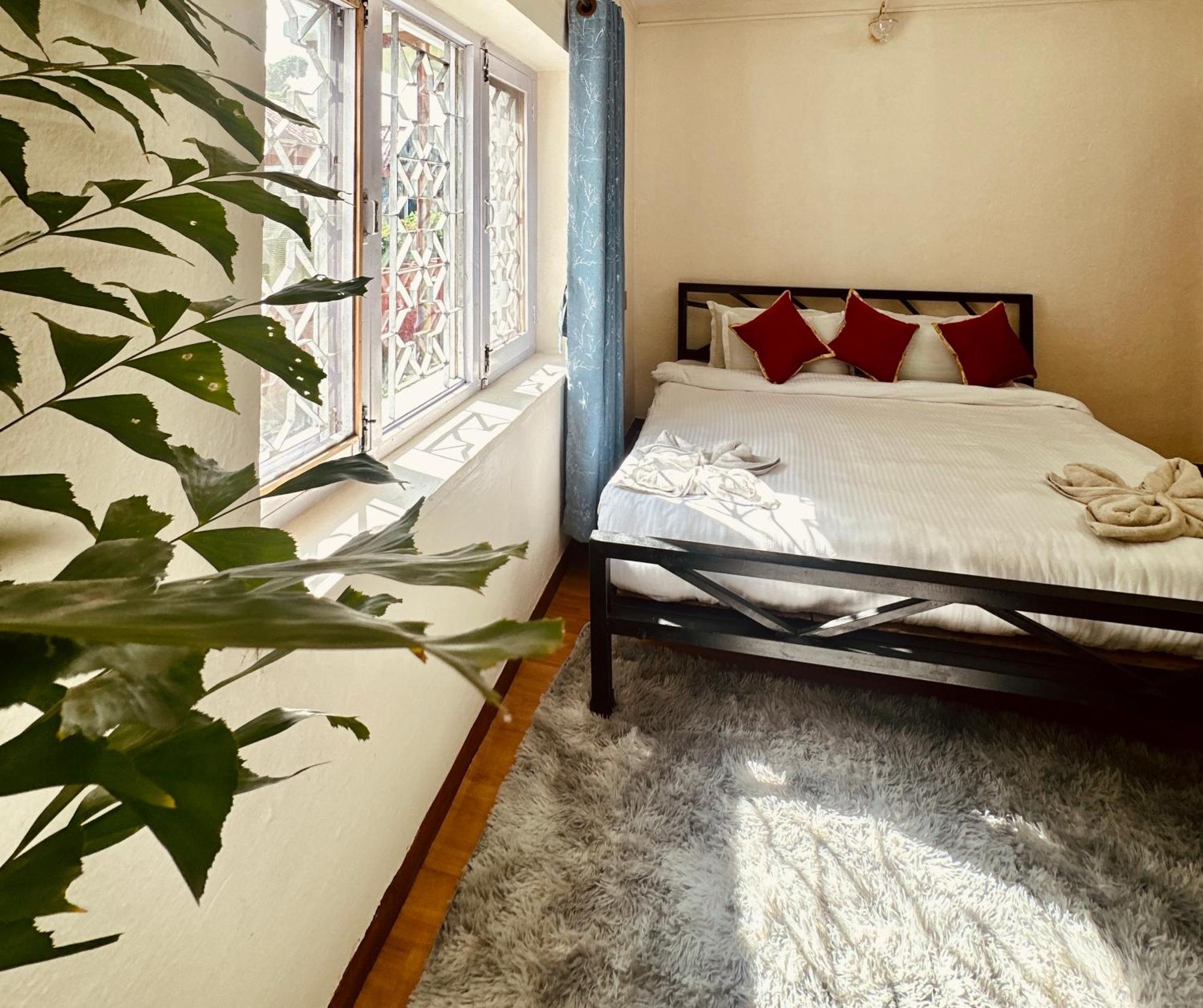 Yog Hostel Катманду Екстер'єр фото